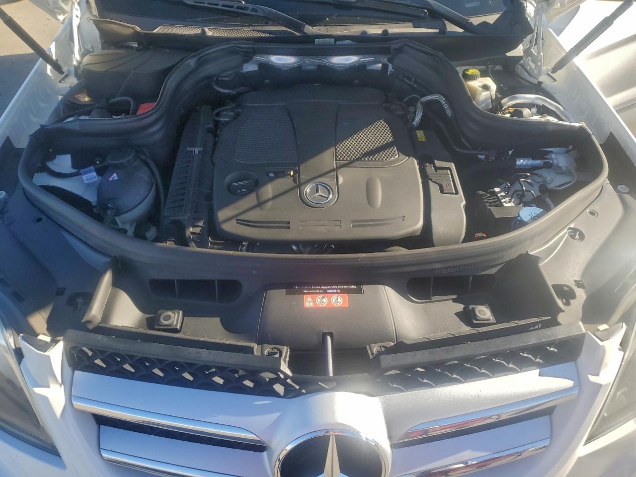 Mercedes-Benz GLK 350 Image 12