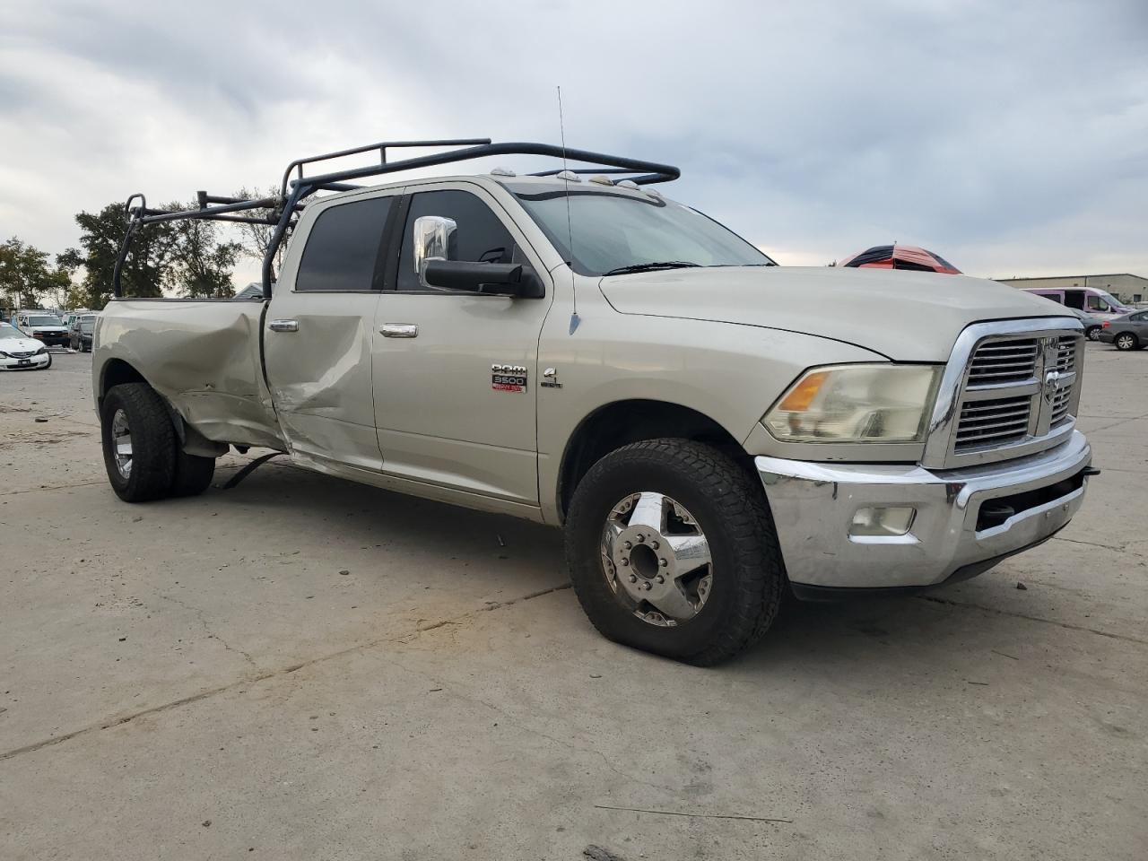 Dodge Ram 3500 Image 10