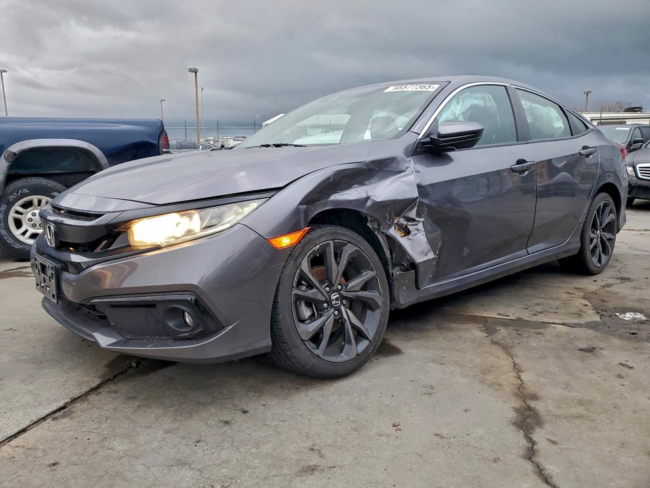 Honda Civic Sport Image 1