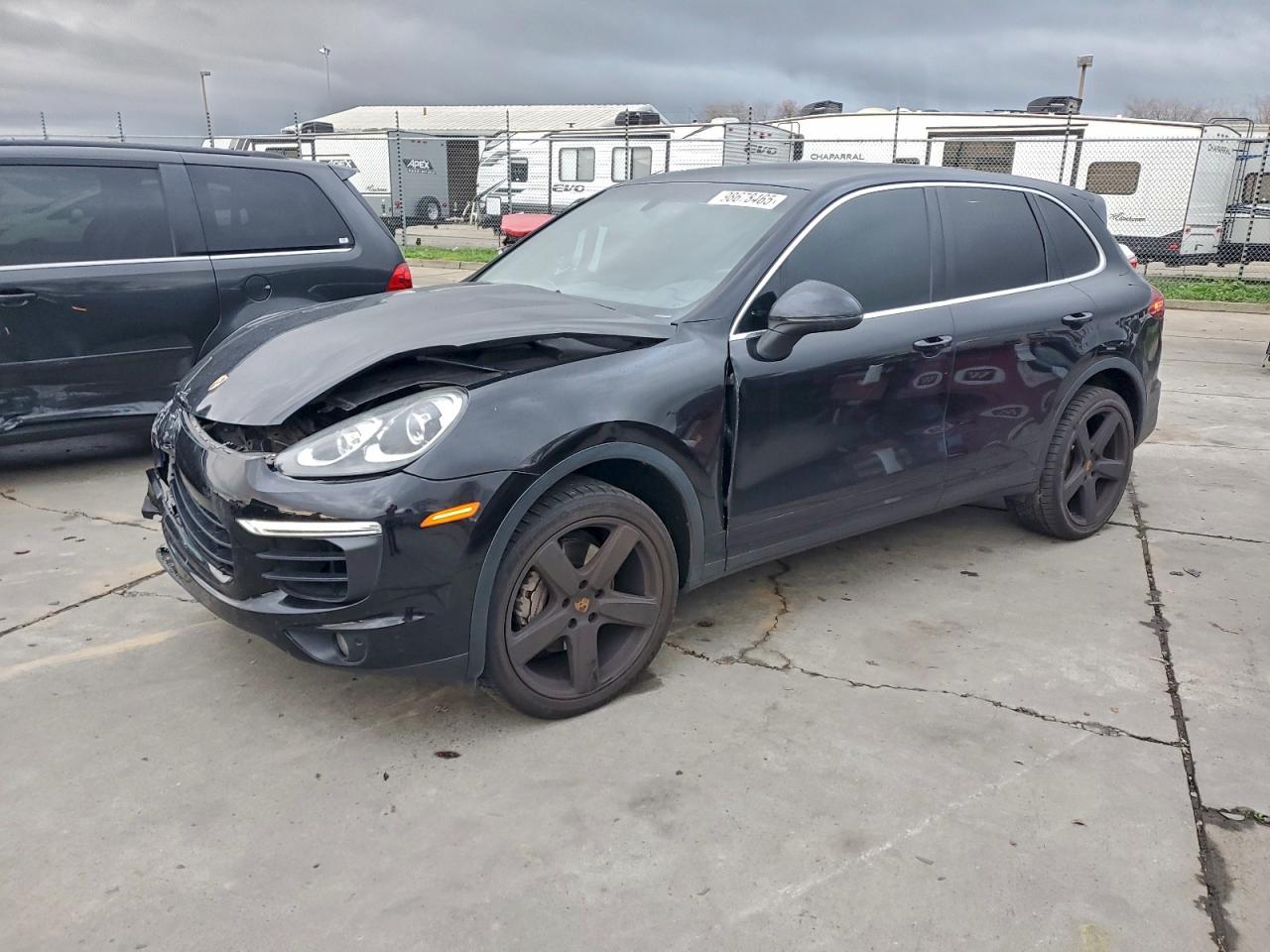 Porsche Cayenne S Image 1