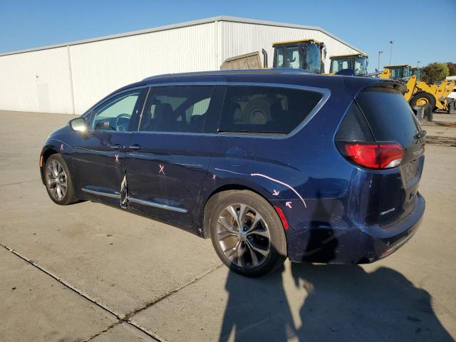 Chrysler Pacifica Limited Image 3
