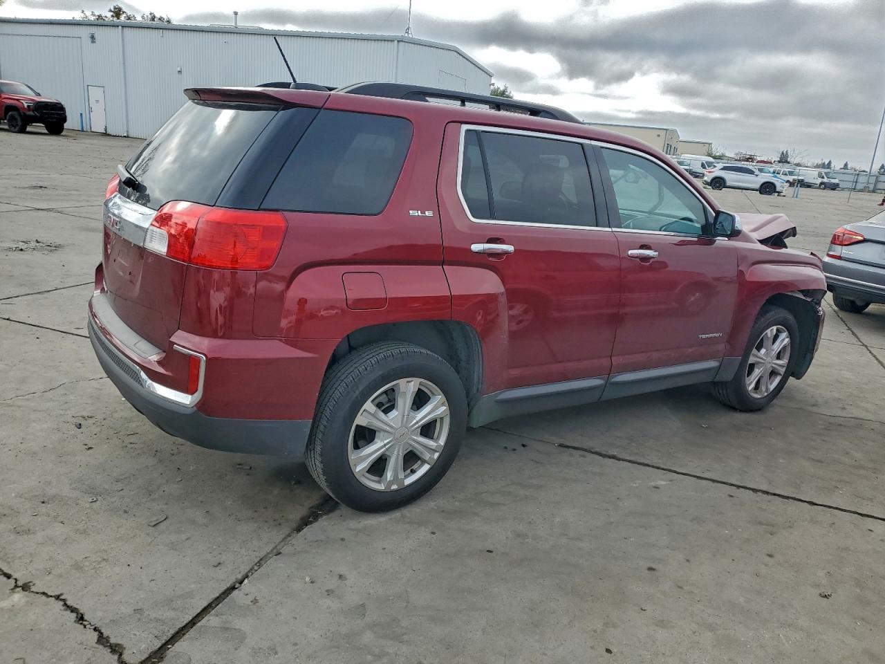 GMC Terrain Sle Image 3