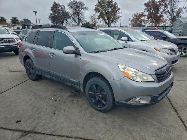 Subaru Outback 2.5i Premium Image 12
