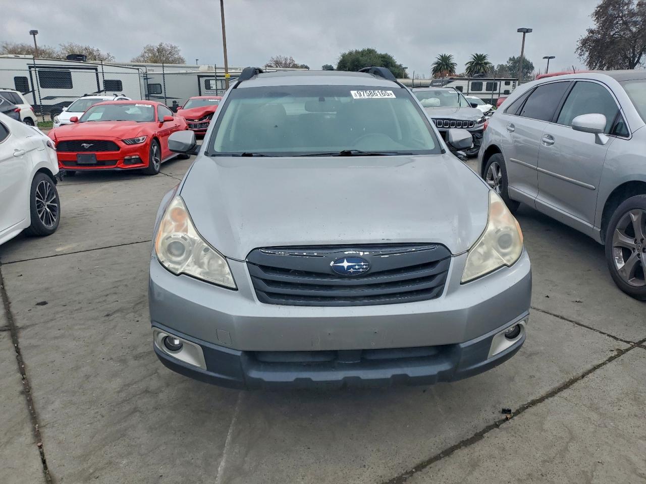 Subaru Outback 2.5i Premium Image 6