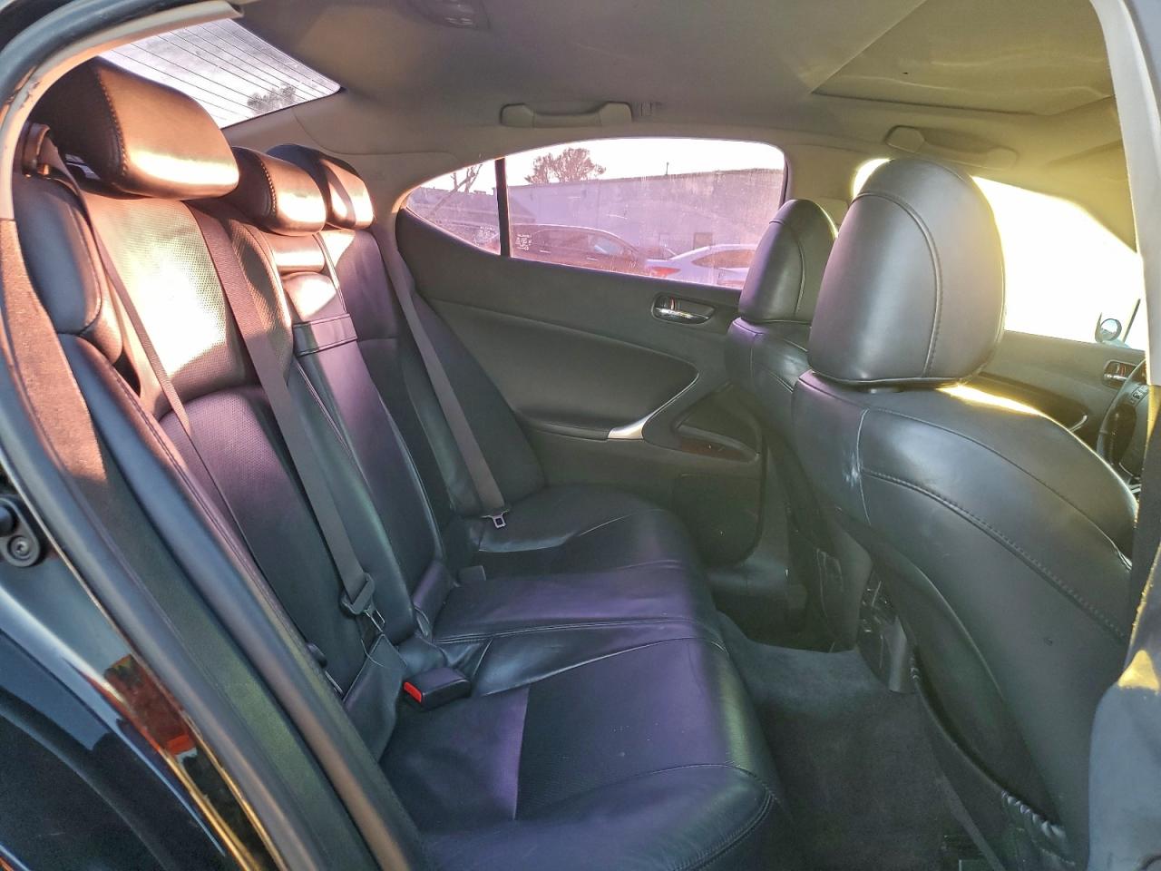 Lexus Is 250 Image 7