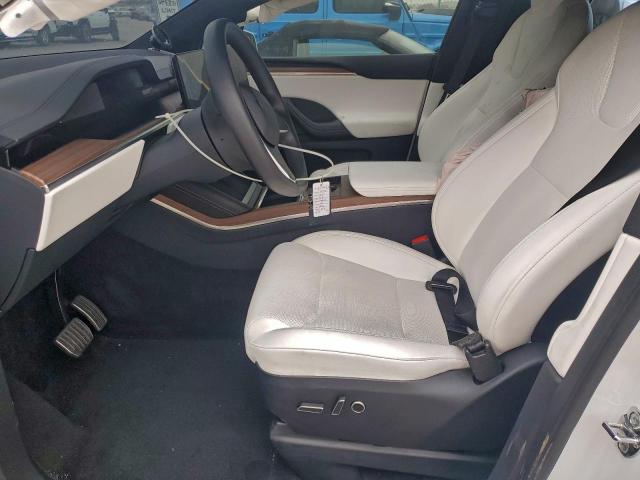 Tesla Model X Image 10