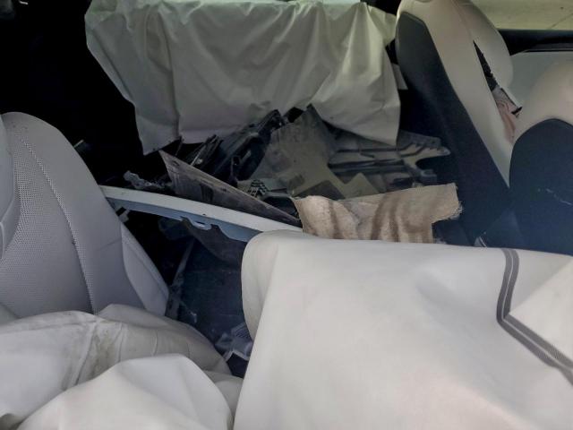 Tesla Model X Image 8