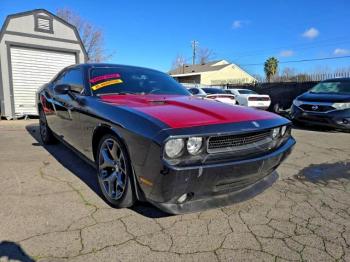 Salvage Dodge Challenger