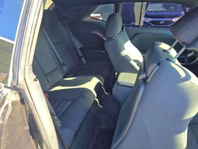 Dodge Challenger R/t Image 8