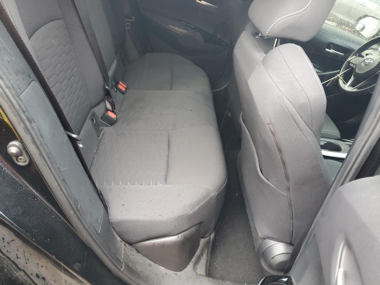 Toyota Corolla Se Image 12