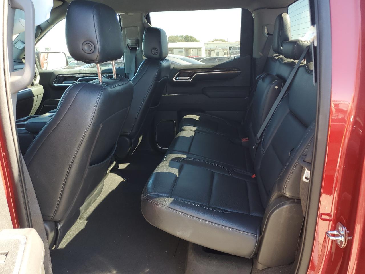 GMC Sierra K1500 Elevation-l Image 11