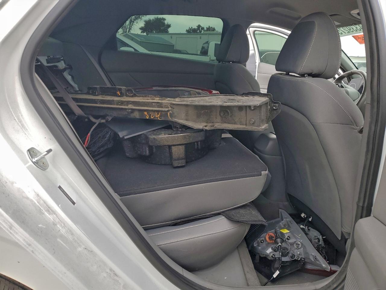 Hyundai ELANTRA Sel Image 13