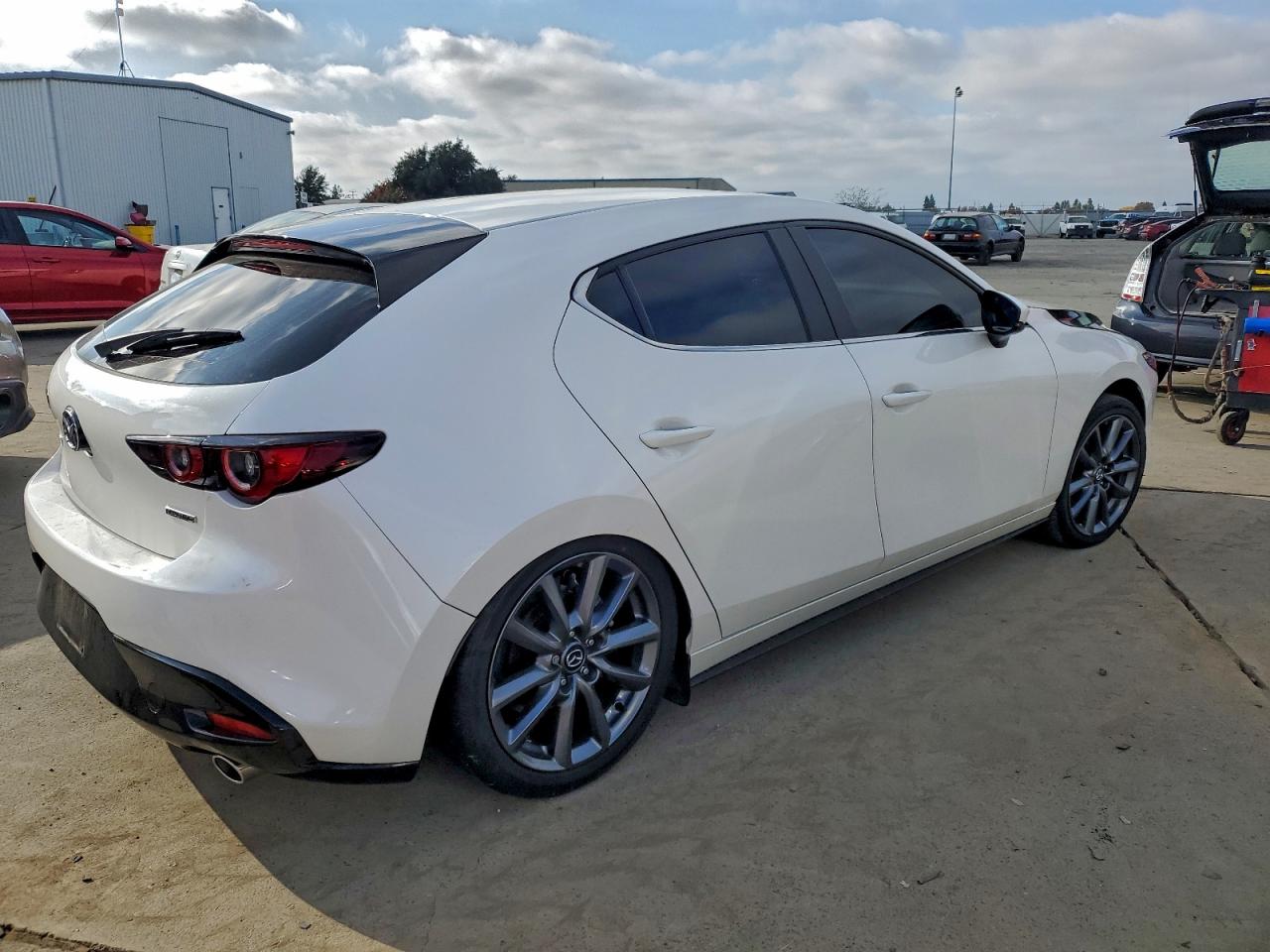 Mazda 3 Preferred Image 6