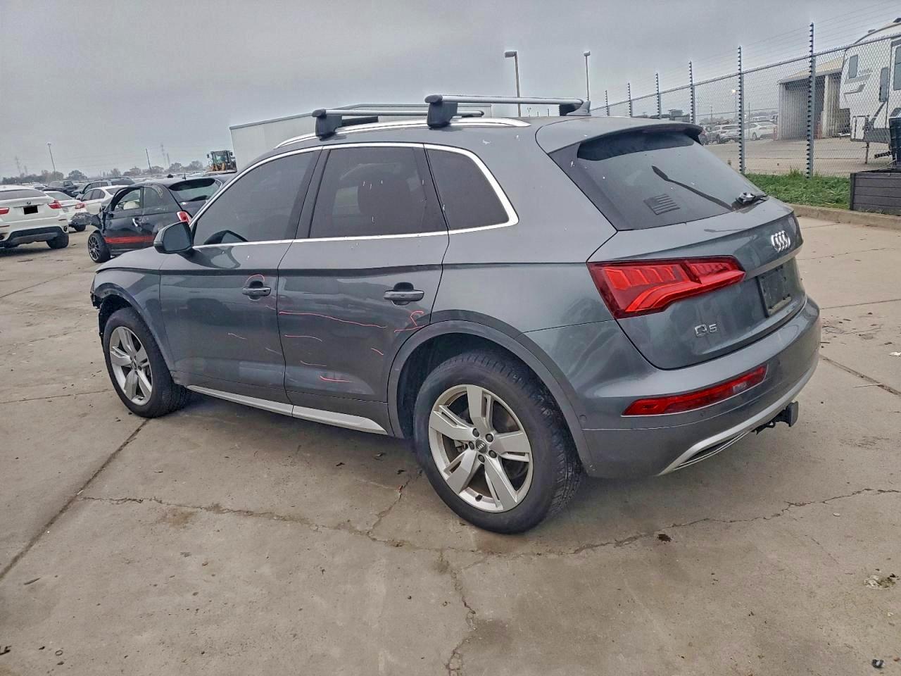 Audi Q5 Prestige Image 13