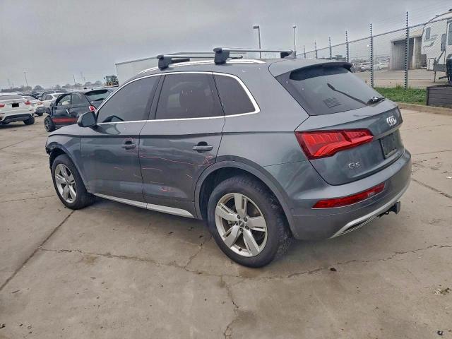 Audi Q5 Prestige Image 13