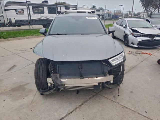 Audi Q5 Prestige Image 11