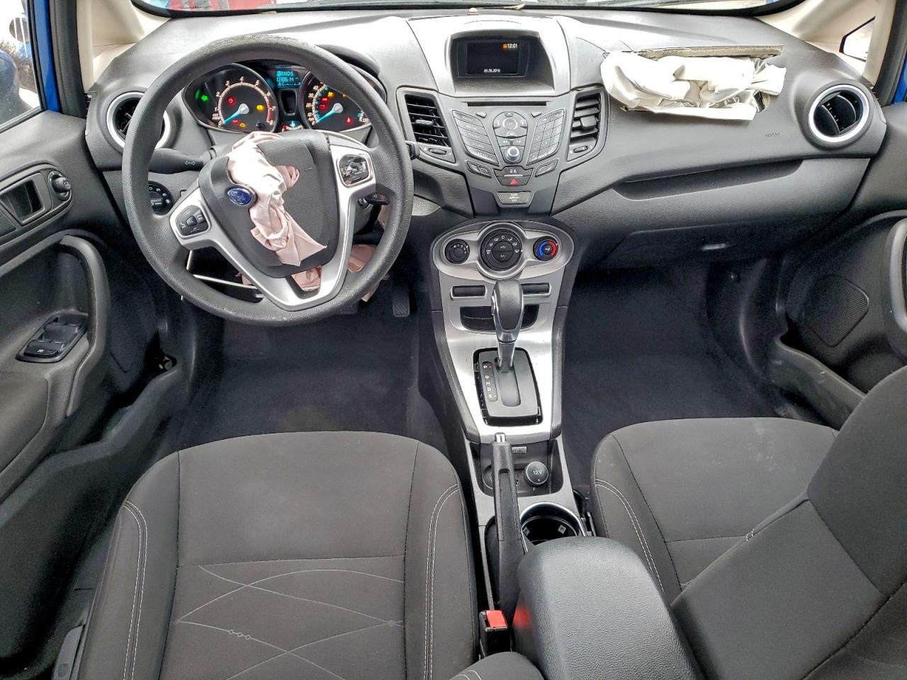 Ford Fiesta Se Image 8
