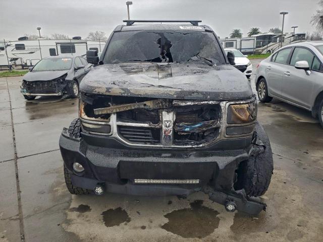 Dodge Nitro Slt Image 4