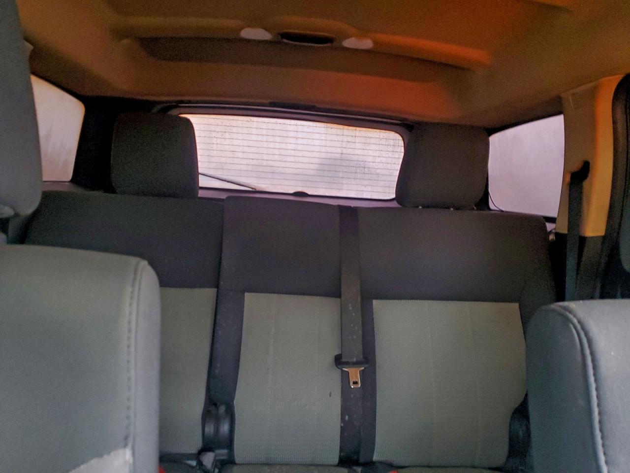 Dodge Nitro Slt Image 8