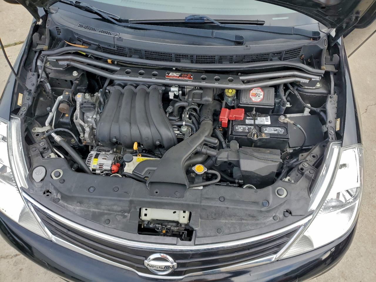 Nissan Versa S Image 11