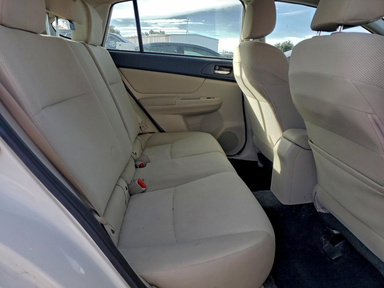 Subaru Impreza Premium Image 8