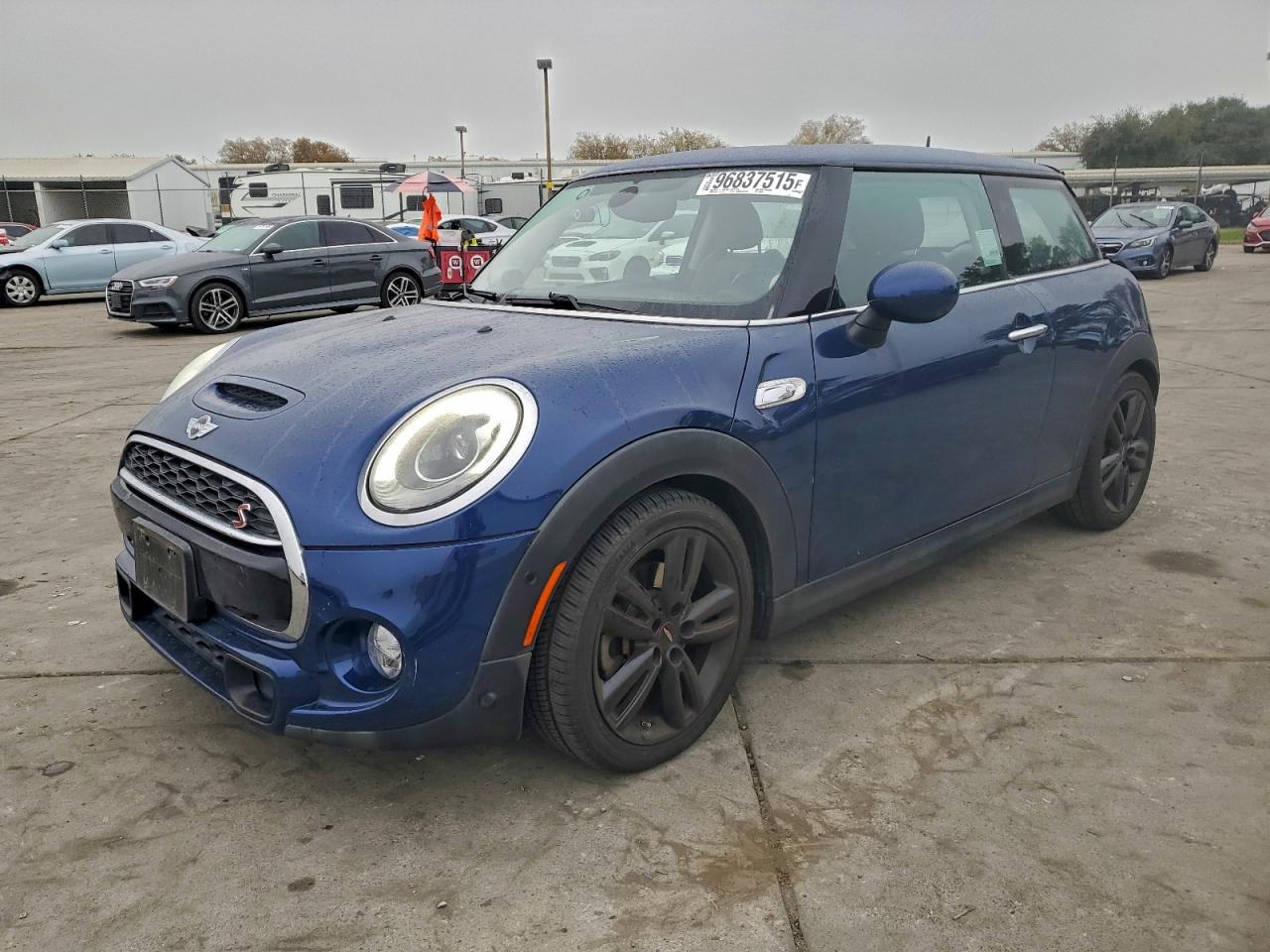 MINI Cooper S Image 1