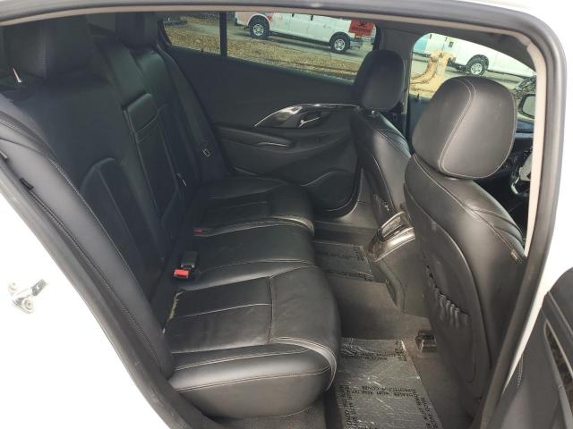 Buick LaCrosse Image 5