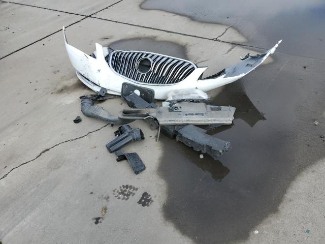 Buick LaCrosse Image 10