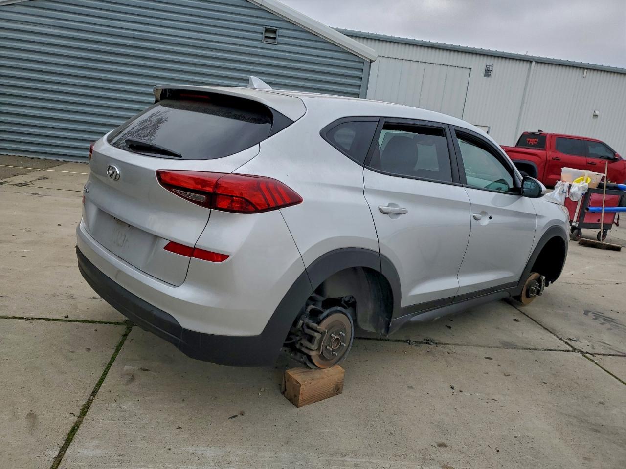 Hyundai TUCSON Se Image 10