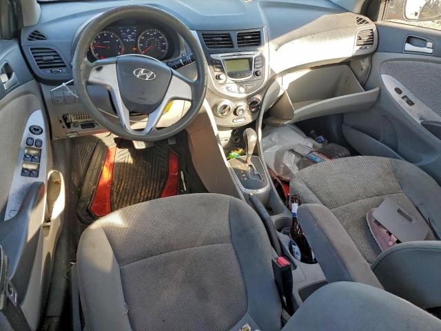 Hyundai ACCENT Gls Image 9