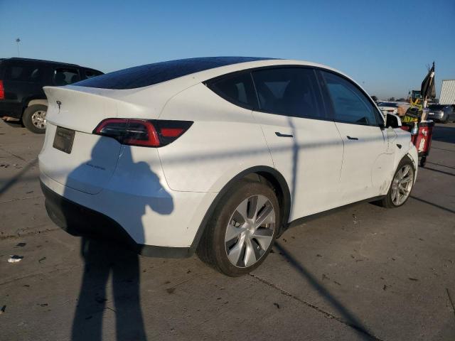 Tesla Model Y Image 13