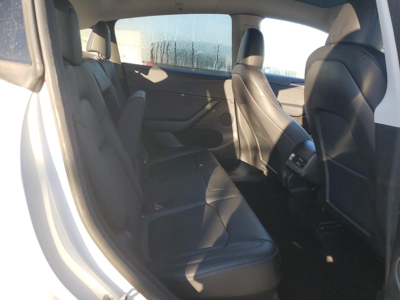 Tesla Model Y Image 2