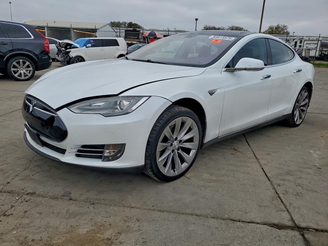 Tesla Model S Image 1