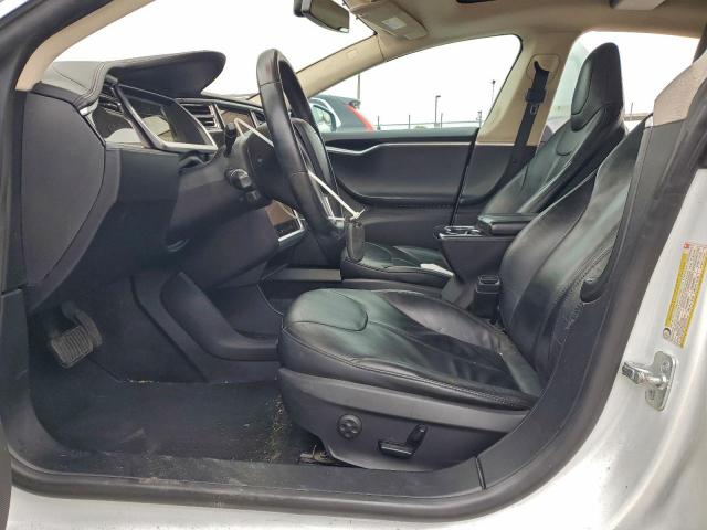 Tesla Model S Image 12