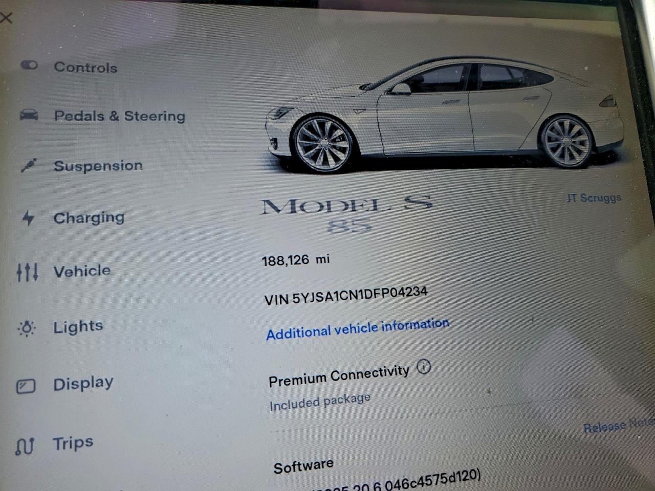 Tesla Model S Image 10