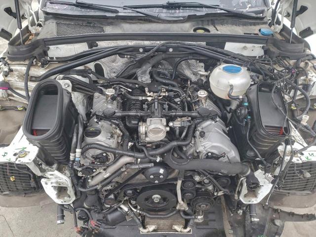 Porsche Macan Turbo Image 9