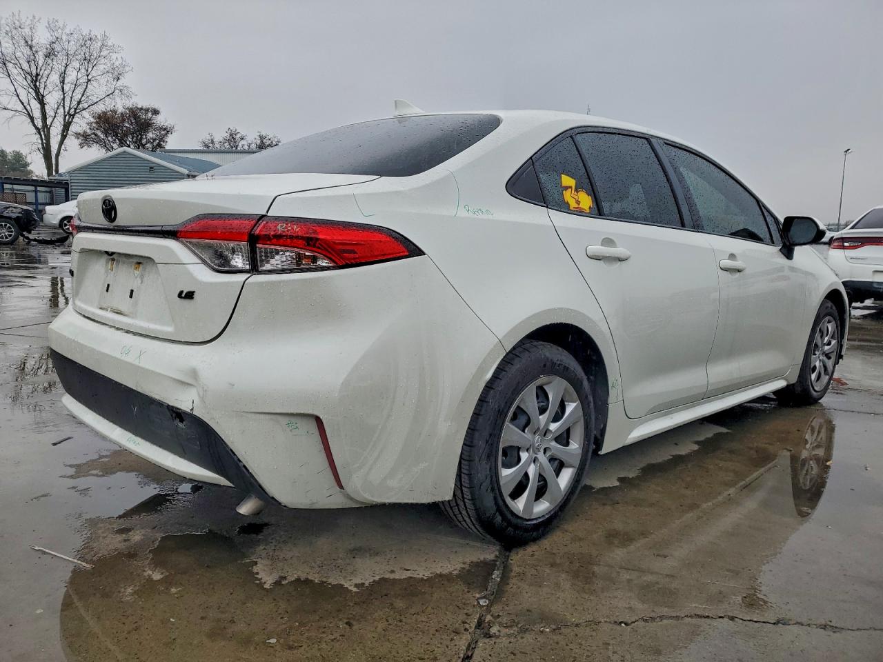 Toyota Corolla Le Image 4