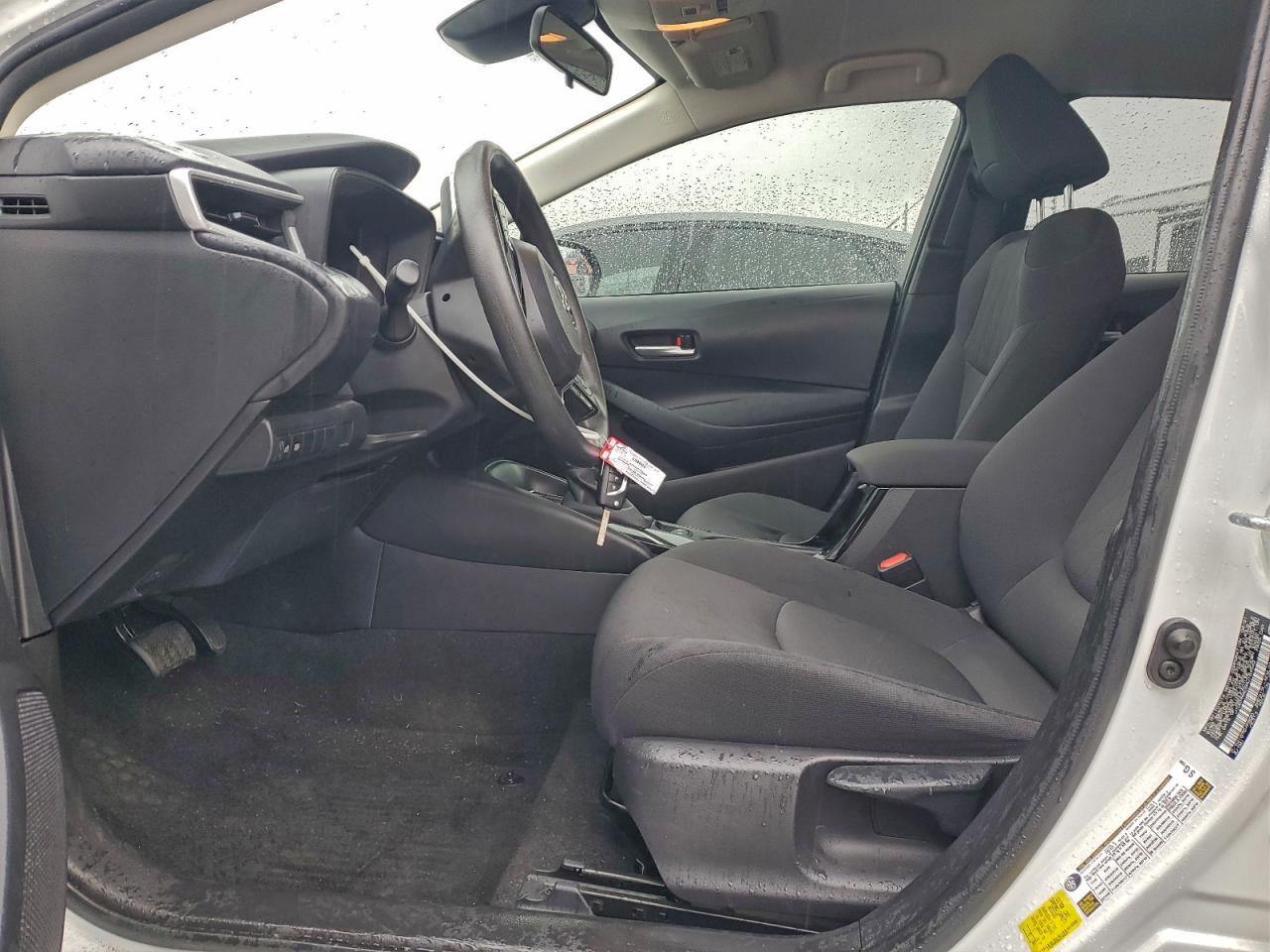 Toyota Corolla Le Image 5