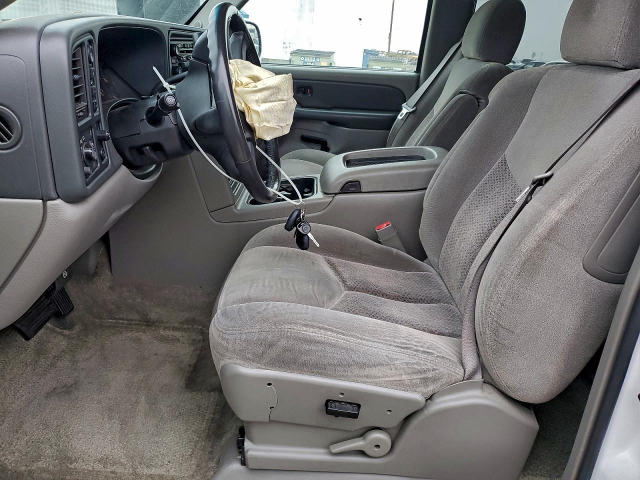 Chevrolet Tahoe K1500 Image 5