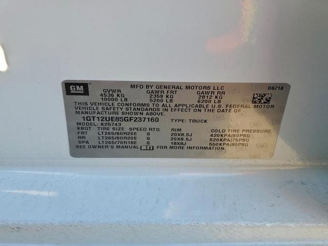 GMC Sierra K2500 Denali Image 6