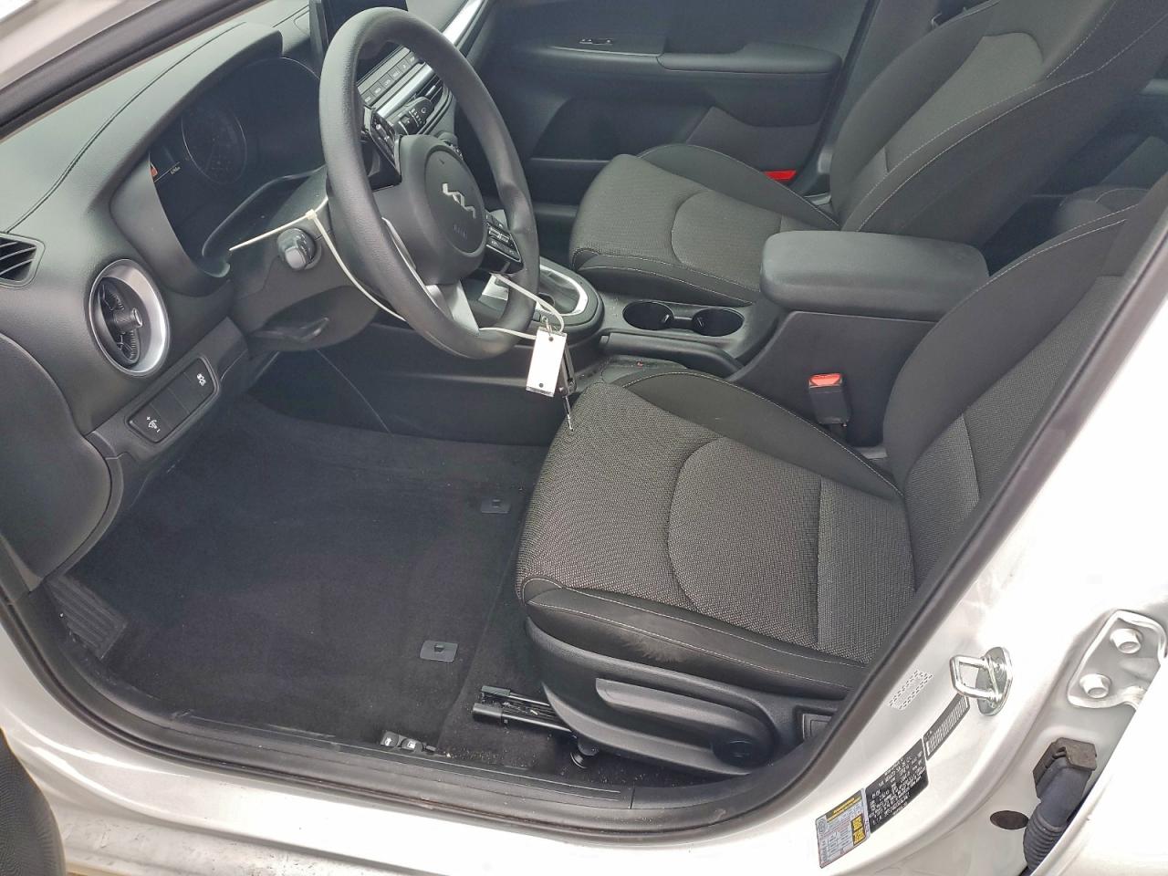 Kia Forte Lx Image 6