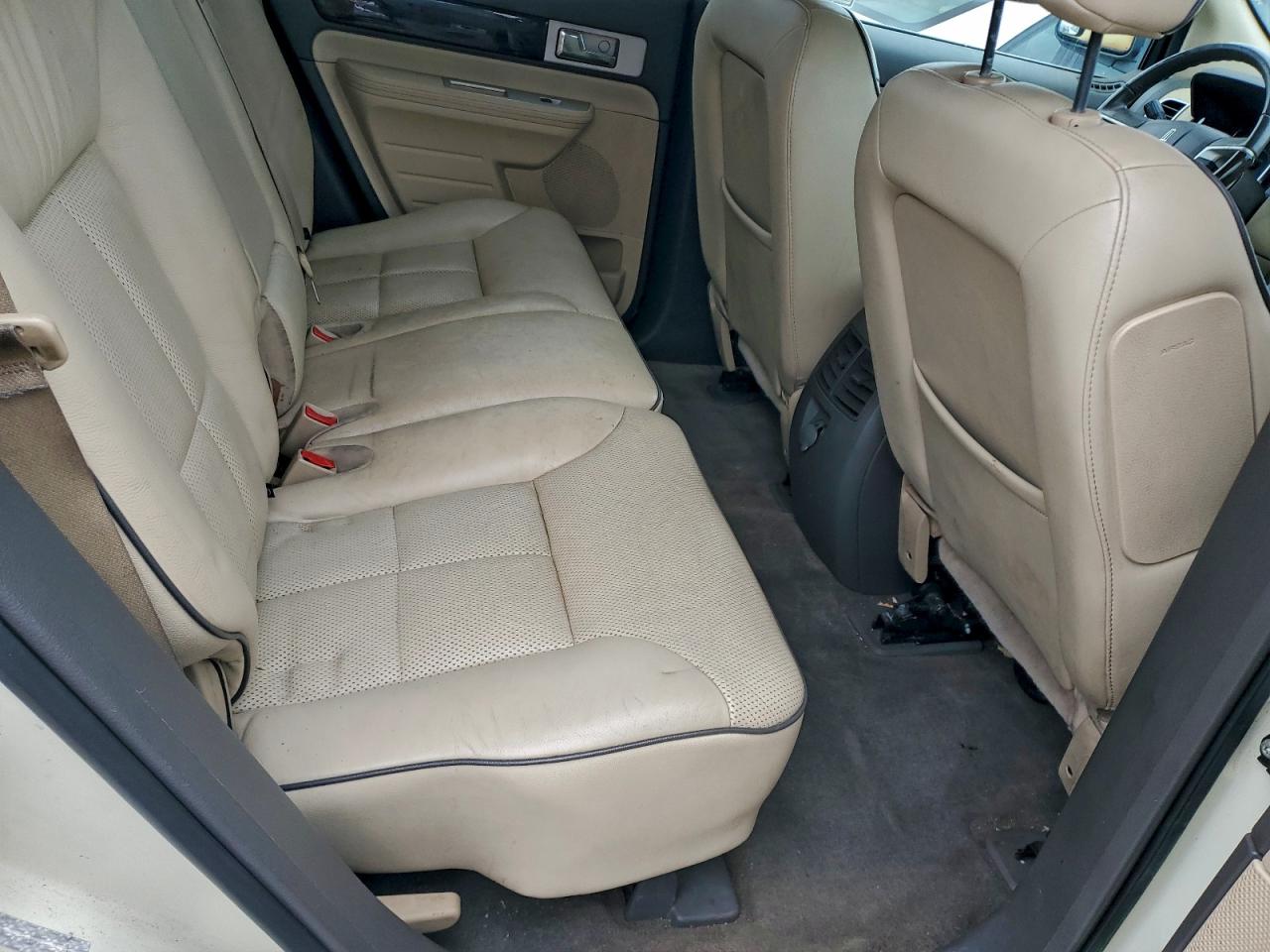 Lincoln MKX Image 11