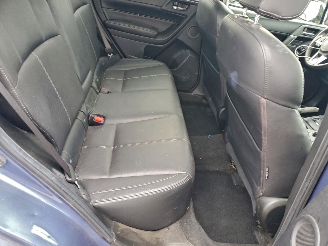 Subaru Forester 2.5i Touring Image 9